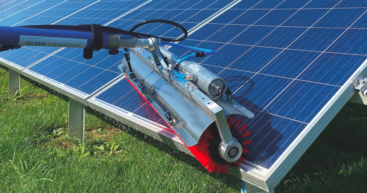 Nettoyage de panneaux solaires
